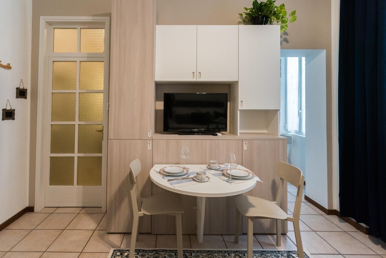 Love & Smile Apartment By Rent All Комо Экстерьер фото